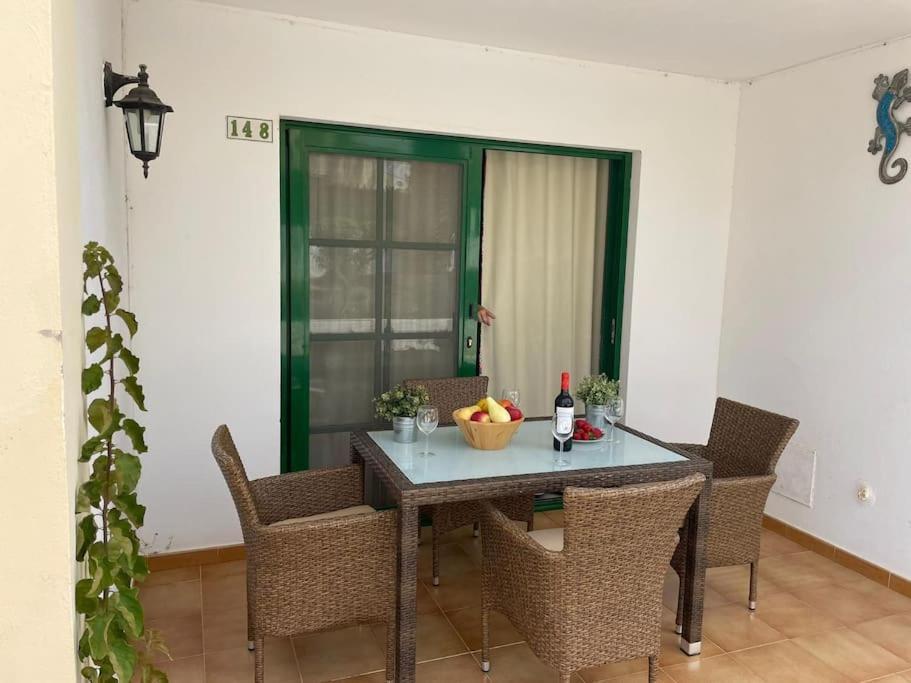 Puskas Apartman คอสตา เด อันตีกัว ภายนอก รูปภาพ