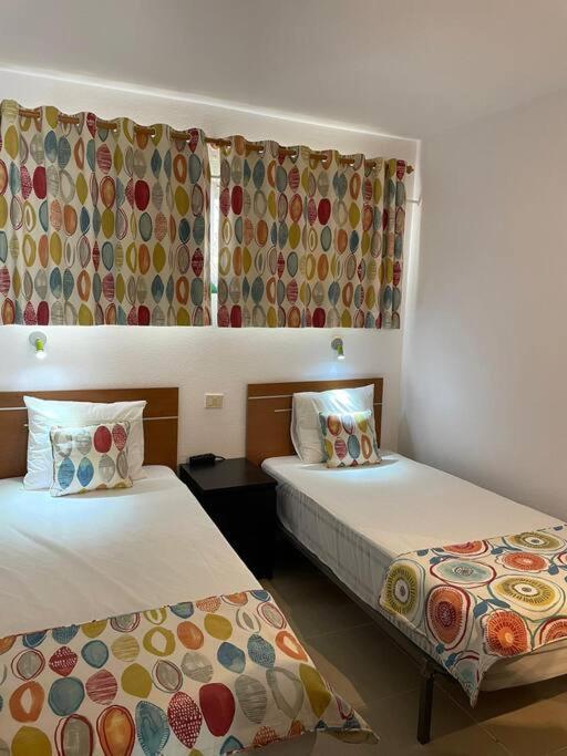 Puskas Apartman คอสตา เด อันตีกัว ภายนอก รูปภาพ